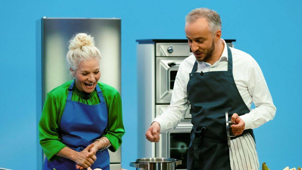 Diesmal Gast: Ina Müller mit Jan Böhmermann.