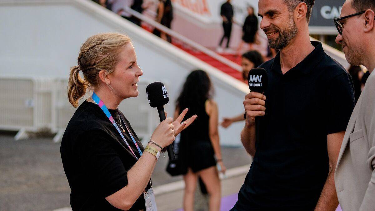 Franziska Knöfel vom Festivalrepräsentanten Weischer interviewt Martin Biela und Ulrich Säuberlich von MRM