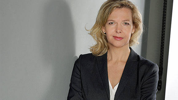 Beim WDR gibt es künftig die Bereiche Breitenprogramme und eine wellenunabhängige Chefredaktion unter Hörfunkchefin Valerie Weber.